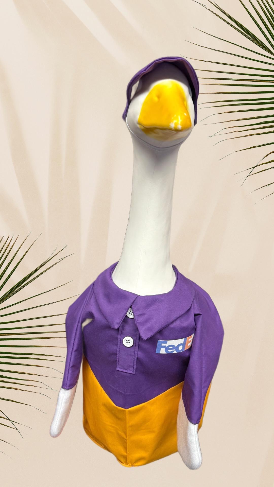 FedEx delivery goose outfit